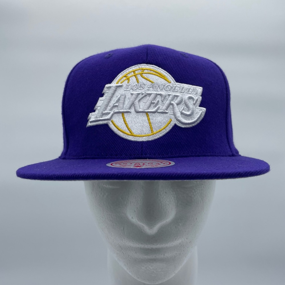 Mitchell and Ness Los Angeles Lakers NBA Basketball Logo Cap Purple Snapback Hat